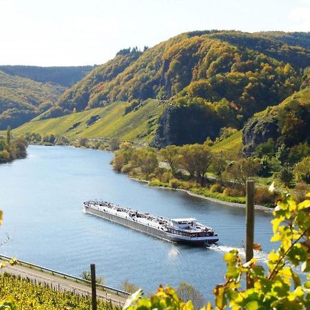 Hotel-Restaurant Peifer Brodenbach Exteriör bild
